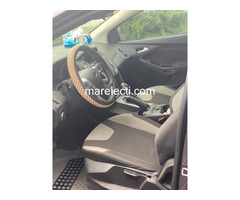FORD FOCUS 2014 gray for SALE